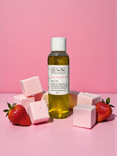 Load image into Gallery viewer, Yummy Marshmallow Milk Body Oil
